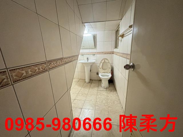 嘉義西區透天-11