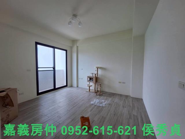 嘉義西區透天-11