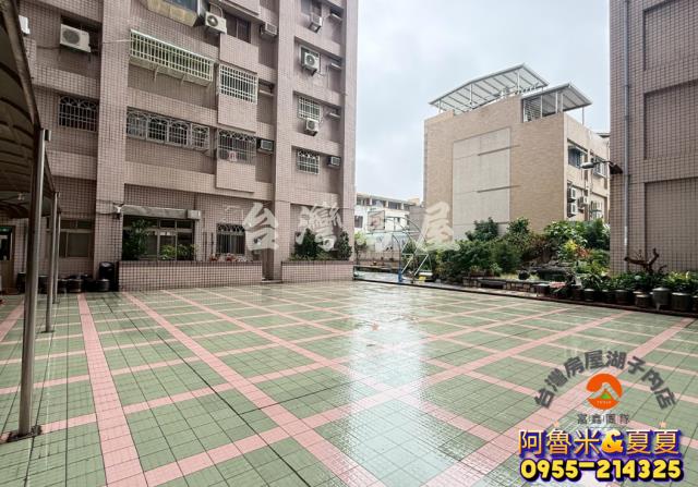 嘉義西區大樓-1