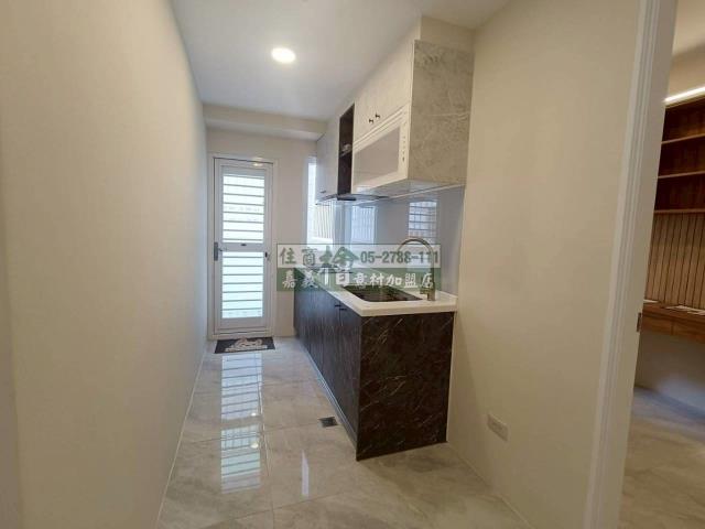 嘉義東區華廈-2