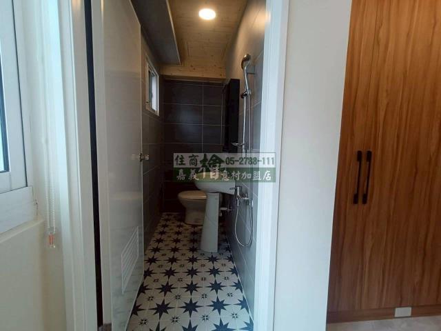 嘉義東區華廈-8