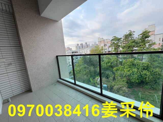 嘉義西區大樓-11