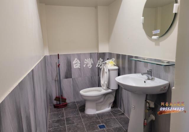 嘉義西區店面-3