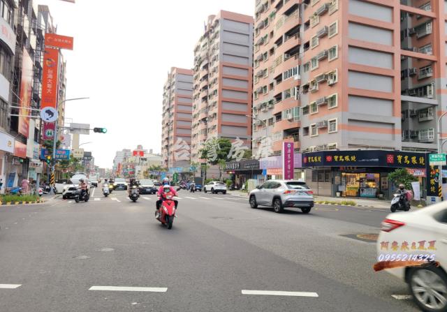 嘉義西區店面-7